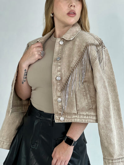 Chaqueta corta beige de flecos BLUEB