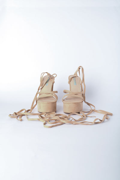 Sandalias Trenzadas estilo Romano en Gamuza Beige LILIANA