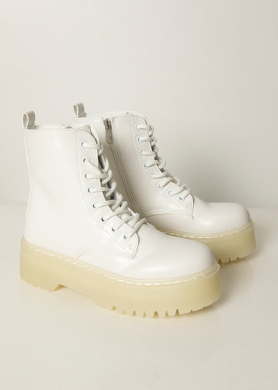 Botas Combat en Blanco PAZZLE